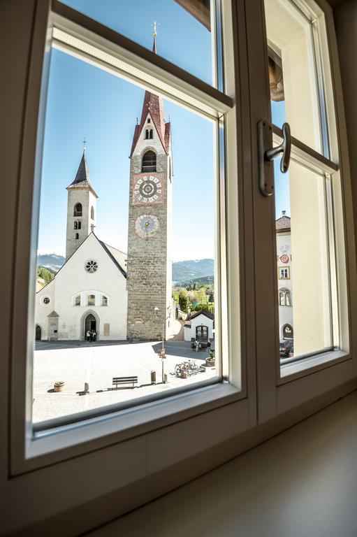 Gasthof Traube San Lorenzo di Sebato Εξωτερικό φωτογραφία